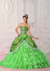 Beautiful Ball Gown Strapless Lace and Appliques Quinceanera Dresses with Brush Train