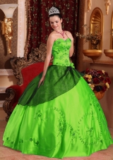 Discount Puffy Sweetheart Embroidery with Beading 2014 Quinceanera Dresses