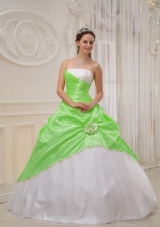 Pretty Ball Gown Strapless Beading Quinceanera Dresses in Spring Green