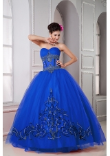 2014 Blue Puffy Sweetheart Beading Decorate Quinceanera Dresses