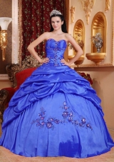 2014 Blue Sweetheart Appliques Quinceanera Dresses with Pick-ups