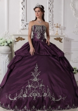 Strapless Dark Purple Ruched Taffeta Embroidery Quinceanera Dress