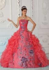 2014 Exquisite Puffy Strapless Embroidery Red Quinceanera Dress with Ruffles
