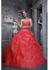 2014 Beautiful Strapless Appliques Red Quinceanera Dress with Beading