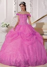 Rose Pink Off The Shoulder Organza Quinceanera Gowns with Appliques and Flowers