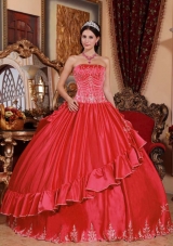 Brand New Red Puffy Strapless 2014 Embroidery Quinceanera Dresses
