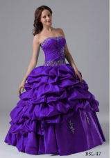 Modest Princess Off The Shoulder Sweet 15 Dresses with Appliques and Beading