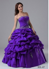 Modest Princess Off The Shoulder Sweet 15 Dresses with Appliques and Beading