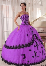 Purple Puffy Strapless Quinceanera Dresses with Black Appliques