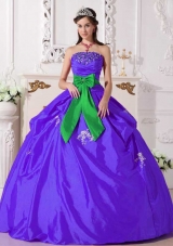 Purple Puffy Strapless Taffeta Sweet 15 Dresses with Beading and Bowknot