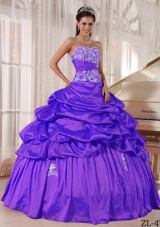 Purple Sweetheart Taffeta Sweet 16 Dresses with Appliques and Pick-ups