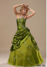 Olive Green Quinceanera Gown Dresses with Hand Made Flowers and Embroidery