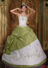 Olive Green Ball Gown Strapless Sweet 16 Dresses with Embroidery