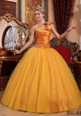 2014 Golden Puffy One Shoulder Beading Quinceanera Dress with Bow
