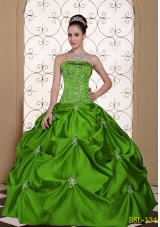 2014 Embroidery Taffeta Strapless Modest Quinceanera Dress with Pick-ups