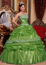 2014 Green Puffy Strapless Appliques Quinceanera Dress with Pick-ups
