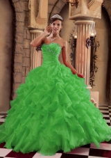 Modest Puffy Sweetheart Ruffles for 2014 Green Quinceanera Dress with Beading