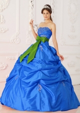 2014 Brand New Blue Puffy Strapless  Beading and Sashes Quinceanera Dress
