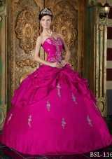 Sweetheart Taffeta Appliques Decorate Quinceanera Dress in Fuchsia