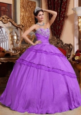 Sweetheart Taffeta Appliques Decorate Quinceanera Dress in Full Length