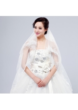 Elegant One-Tier Lace Edge Elbow Veils for Wedding Party