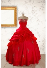 2015 Beautiful Beading Sweetheart Quinceanera Dress in Red