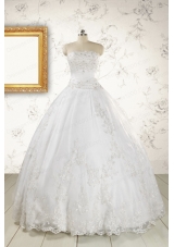 2015 Puffy Appliques Quinceanera Dress in White