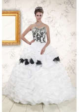 2015 Hot White Sweet 15 Dresses with Pick Ups and Hand Made Flowers