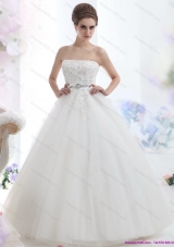 2015 New Style Strapless Beading Wedding Dress with Brush Train