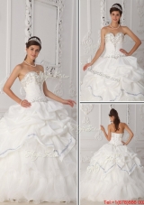 Fall Exquisite White Sweetheart Quinceanera Gowns with Beading