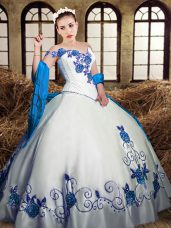 Customized Sleeveless Lace Up Floor Length Embroidery Vestidos de Quinceanera