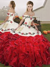 White And Red Ball Gowns Organza Off The Shoulder Sleeveless Embroidery and Ruffles Floor Length Lace Up Ball Gown Prom Dress