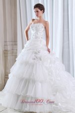 Fabulous Strapless Organza Beading Appliques Wedding Dress