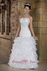 Sweetheart Organza Ruffles Beading Bridal Wedding Gown