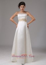 Modest Strapless Floor-length Bridal Wedding Dress With Sash