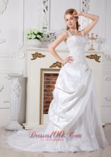 Puffy Church Lace Wedding Dress Sheath Straps Court Train