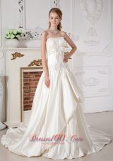 Beautiful Mass Wedding Dress A-line Layer Appliques Brooch
