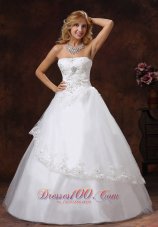 Embroidery Taffeta Strapless Beaded Wedding Dress