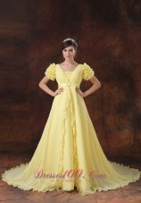 Yellow Neck Short Sleeves Flowers Wedding Dress