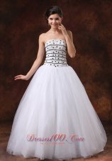 Ball Gown Designers Prom dress White Black Beaded