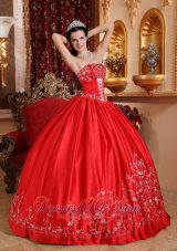 Red 2013 Embroidery Quinceanera Dress Strapless Taffeta