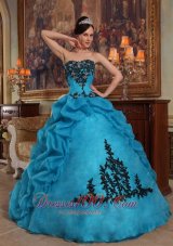 Taffeta and Organza Blue Quincianera Dresses Beading and Pick-ups