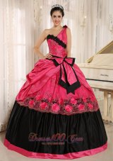 One Shoulder Coral Red Quinceanera Dress With Bowknot and Appliques