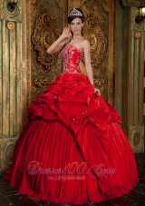 Taffeta Beading and Appliques Decorate Red Quinceanera Dress