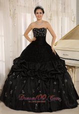 Appliqued Decorate Strapless Black Quinceanera Dress
