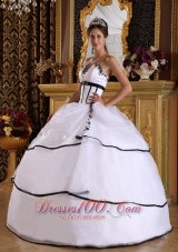2013 White White Black Appliques Sweet 16 Dress