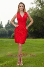 Red Column V-neck Ruch Prom Homecoming Dress