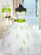 Fitting White Sleeveless Appliques and Belt Floor Length Vestidos de Quinceanera