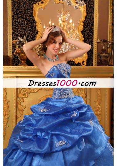 Appliques Blue Strapless Organza Beading Quinceanera Dress