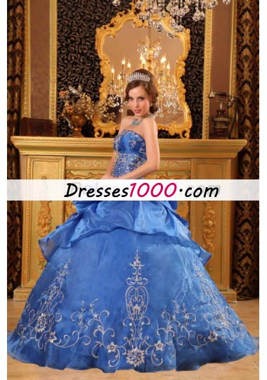 Appliques Blue Strapless Organza Beading Quinceanera Dress